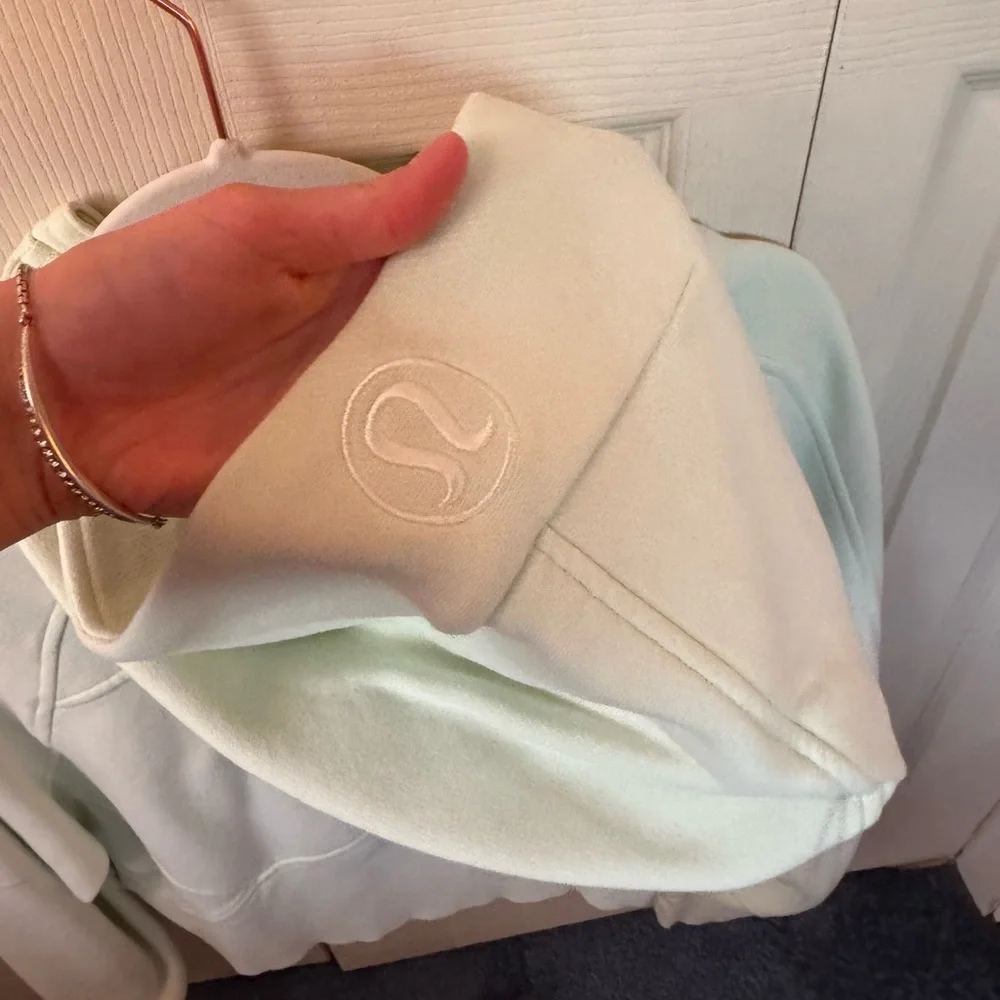 Lululemon Half Zip Scuba - Picture 3 of 3